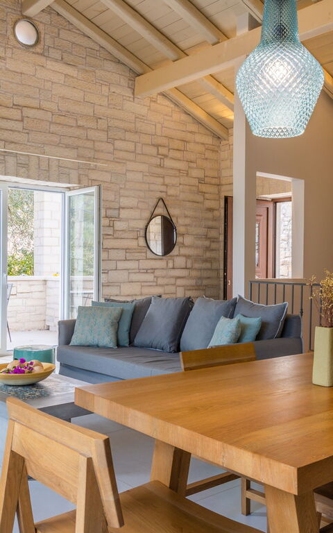 Villa Yaisemi: Esszimmer, Wohnzimmer