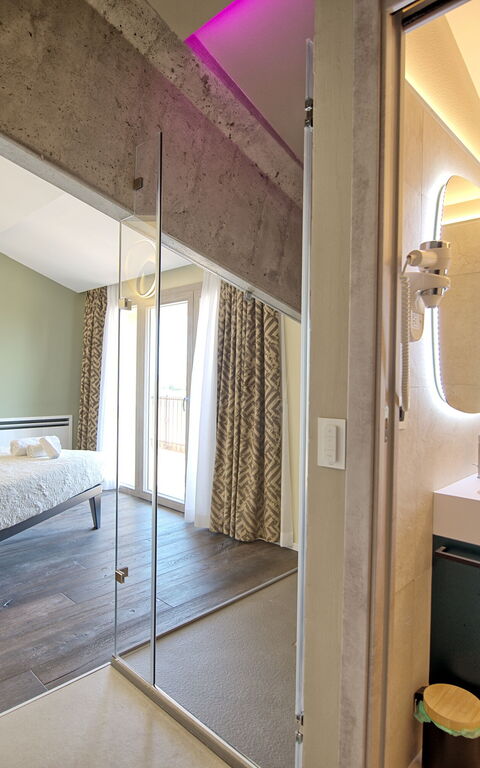 Villa Campana: Bad, Schlafzimmer