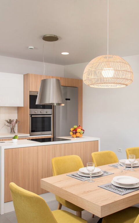 Villa Ampela: Esszimmer, Küche