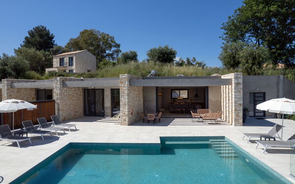 Villa Serapias: Außen, Draussen, Schwimmbad