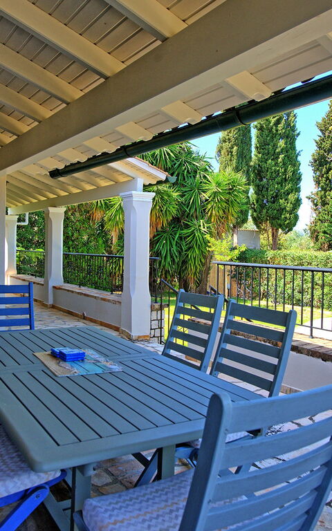 Votana House: Draussen