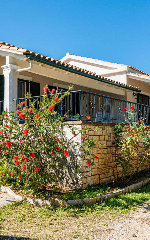 Votana House: Außen, Draussen, Garten