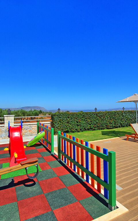 Villa Despanto: Draussen, Garten, Schwimmbad