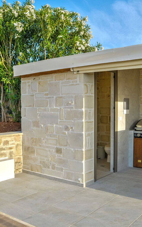 Villa Despanto: Balkon / Terrasse / Patio, Draussen, Sommer