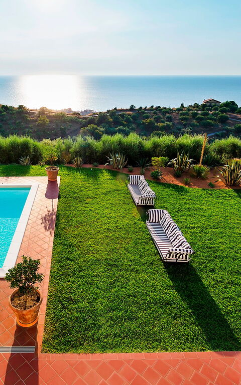 Villa Estella: Garten, Schwimmbad