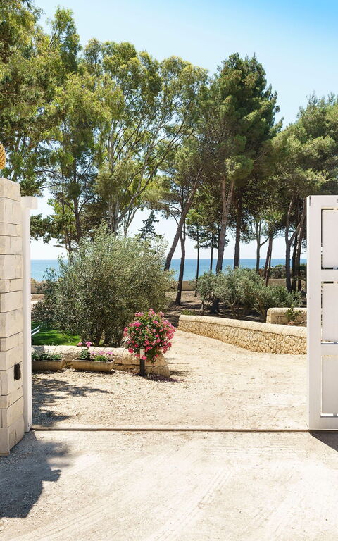 Marinella Punta Milocca: Haupteingang