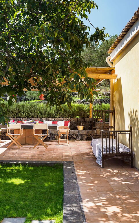 Villa Nerello: Balkon / Terrasse / Patio, Draussen