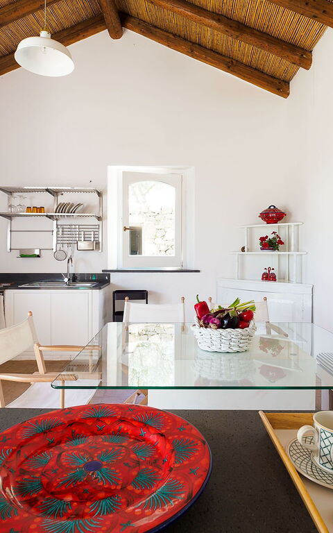 Villa Nerello: Esszimmer, Küche