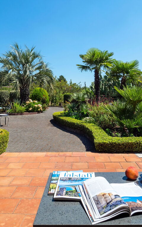 Villa Palmento Rosa: Außen, Balkon / Terrasse / Patio