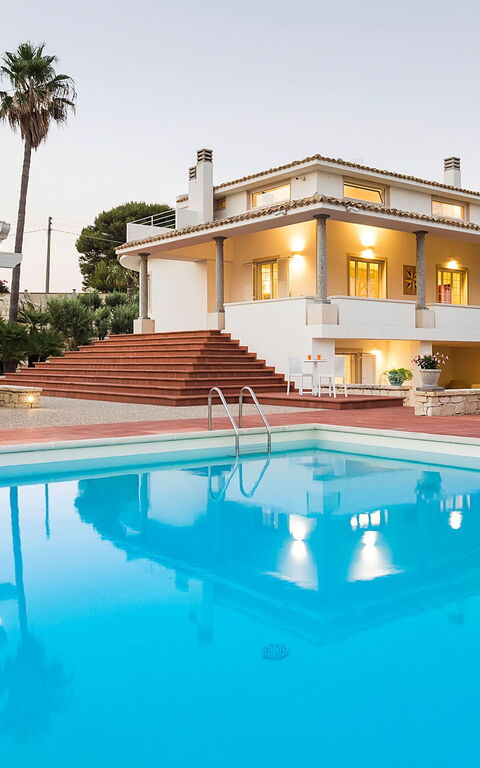 Villa Maya: Schwimmbad