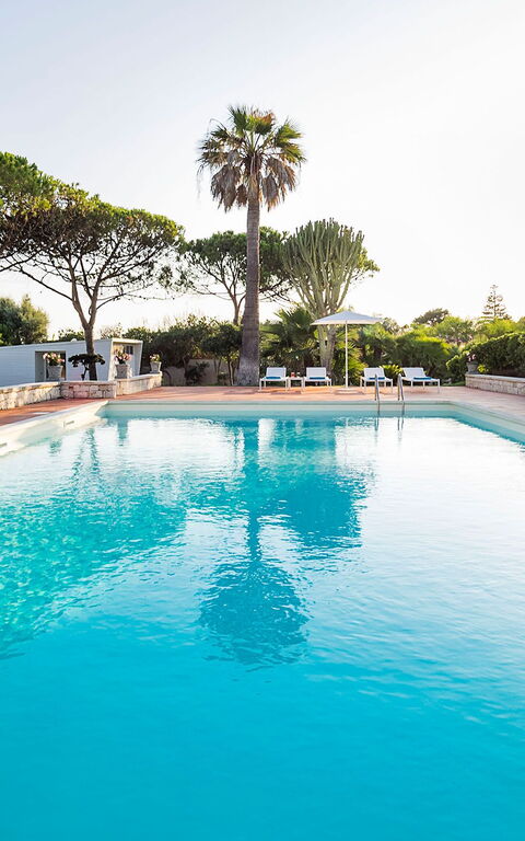 Villa Maya: Draussen, Schwimmbad