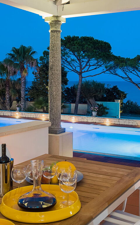 Villa Maya: Draussen