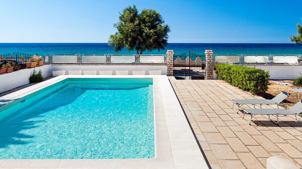 Profumo di Mare: Schwimmbad