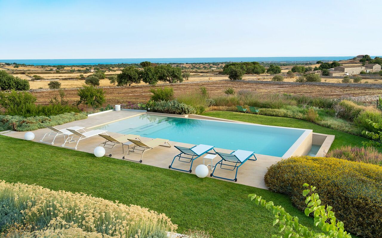 Villa Meravilla: Schwimmbad