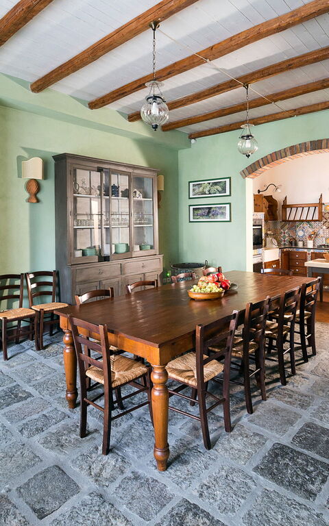 Villa Mila: Esszimmer