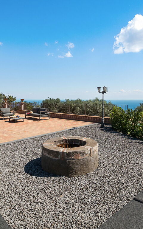 Villa Mila: Außen, Balkon / Terrasse / Patio, Draussen