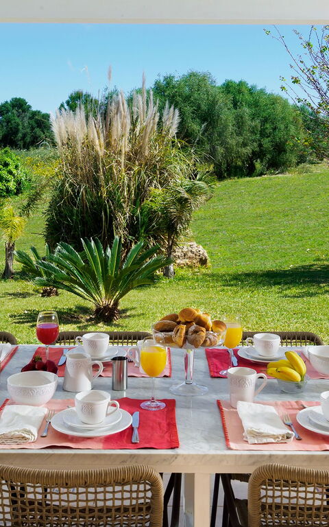 Villa Girasole: Balkon / Terrasse / Patio, Garten