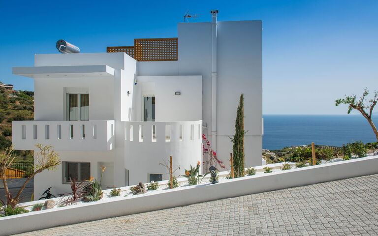 Villa Artemis: Außen, Balkon / Terrasse / Patio