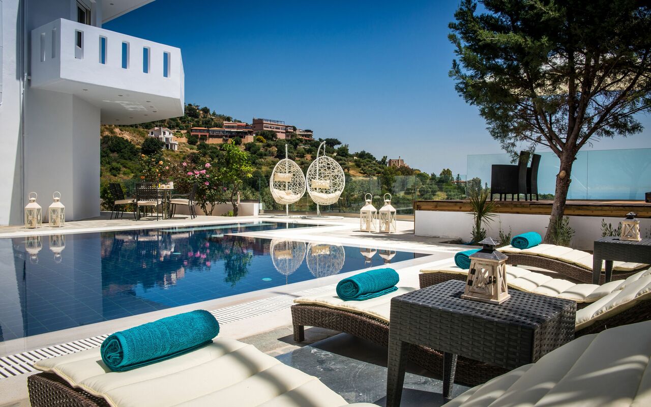 Villa Artemis: Schwimmbad