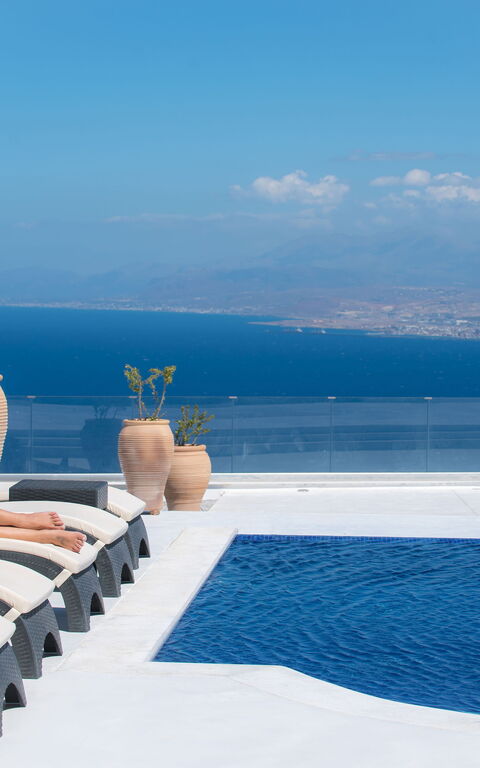 Villa Santor: Ansichten, Schwimmbad