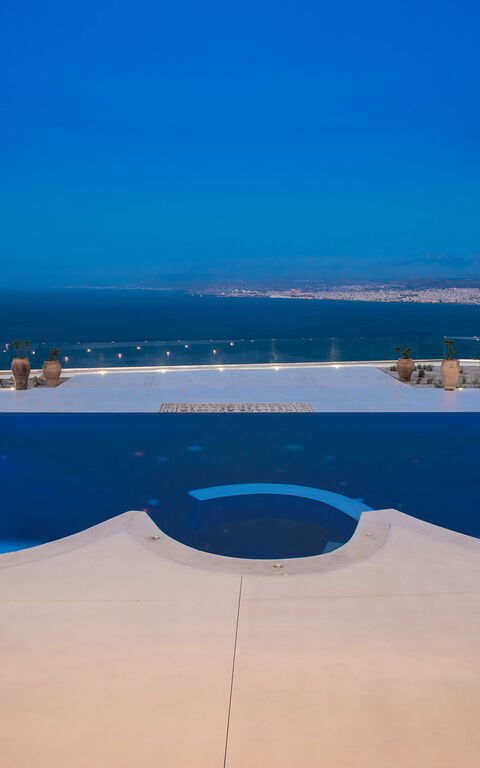 Villa Santor: Ansichten, Schwimmbad