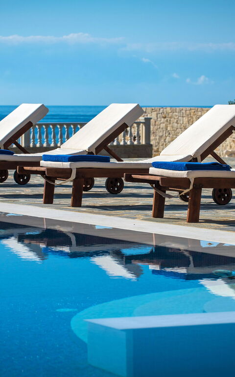 Villa Kalliste: Schwimmbad