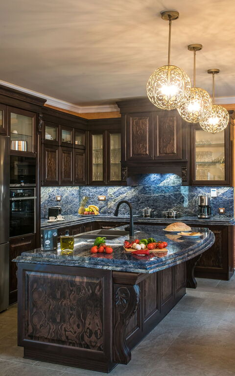 Villa Kalliste: Esszimmer, Küche