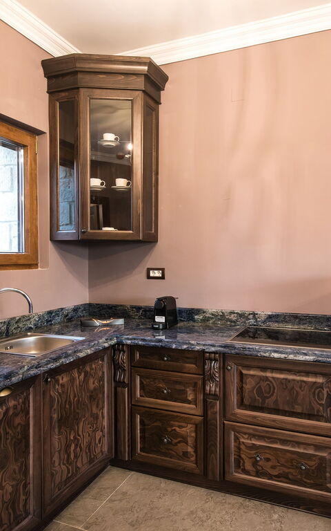 Villa Kalliste: Küche