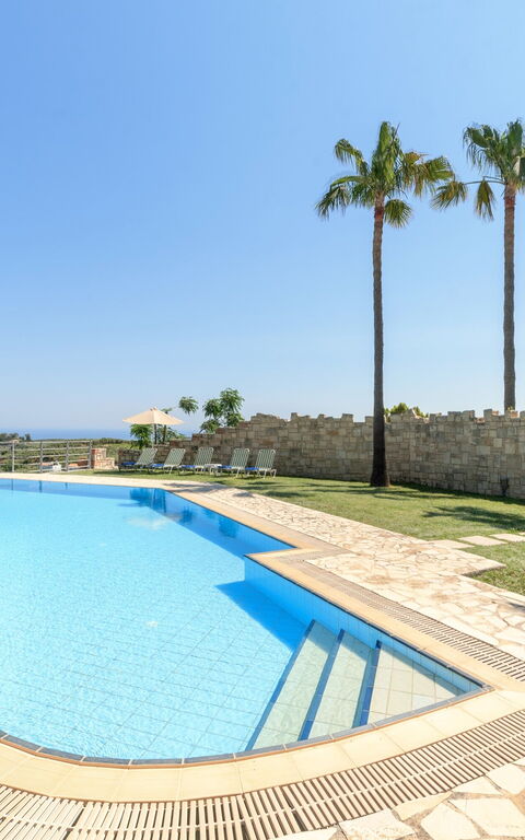 Villa Kissos: Schwimmbad