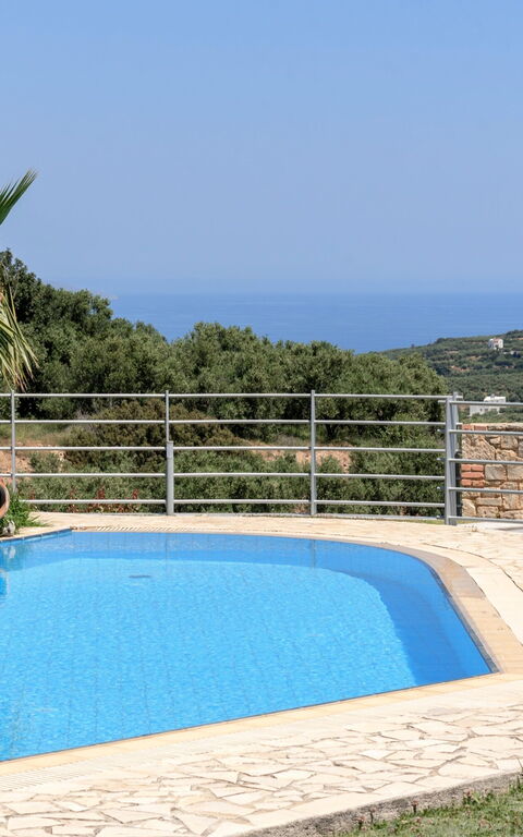 Villa Kissos: Schwimmbad