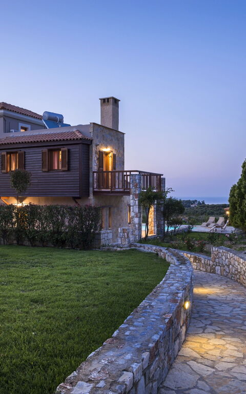 Villa Rodia: Ansichten, Draussen, Garten