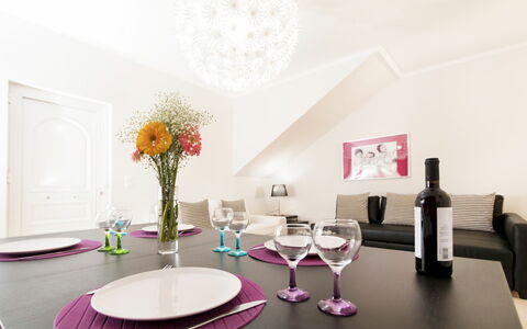 Unterkunft Aria 1: Esszimmer, Wohnzimmer