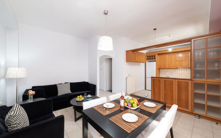 Unterkunft Aria 2: Esszimmer, Küche, Wohnzimmer