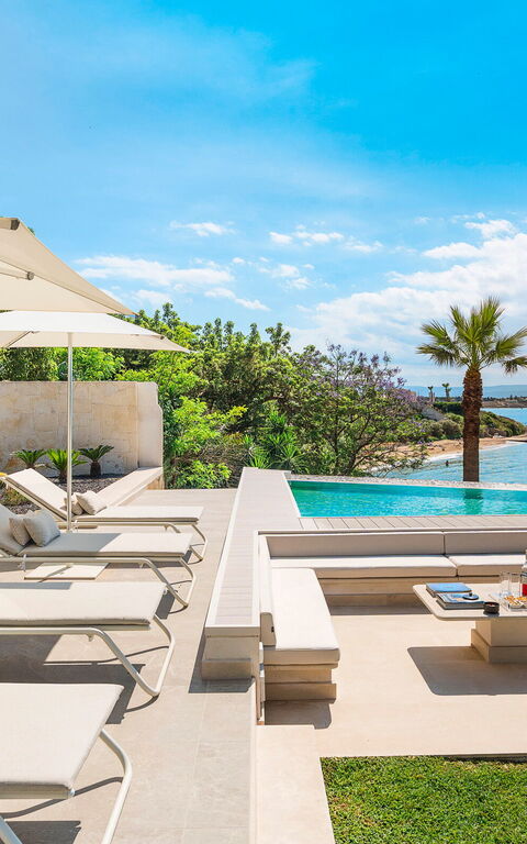 Villa Artemare: Ansichten, Außen, Draussen, Garten, Schwimmbad