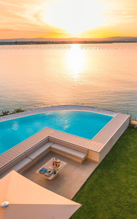 Villa Artemare: Ansichten, Außen, Draussen, Garten, Schwimmbad