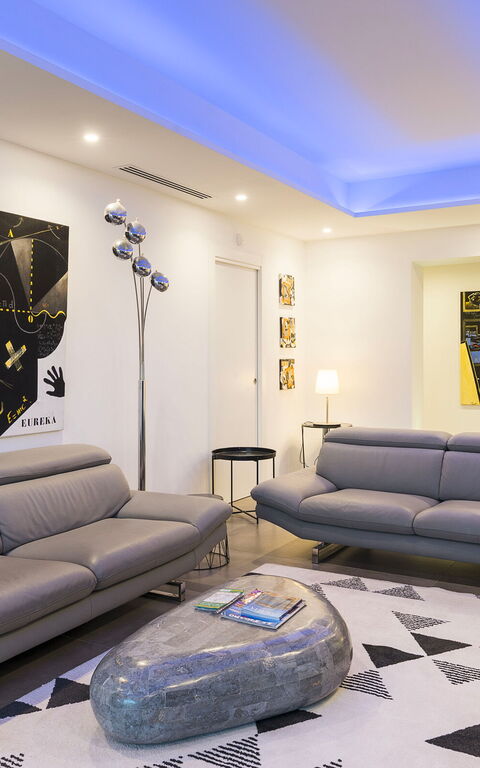 Villa Artemare: Wohnzimmer