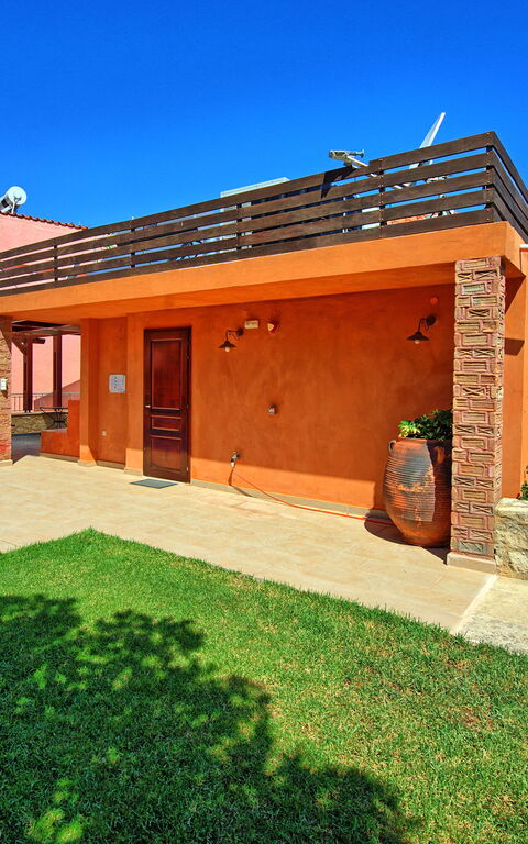 Villa Rodanthi: Schwimmbad