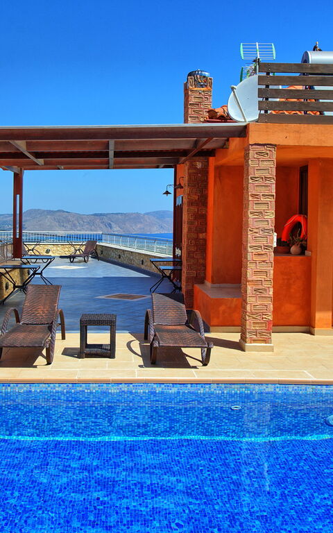 Villa Rodanthi: Schwimmbad