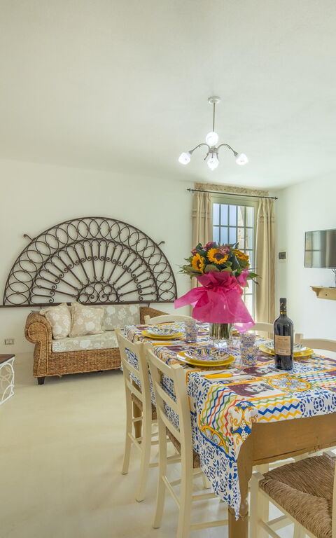 Villa Turris: Esszimmer, Wohnzimmer