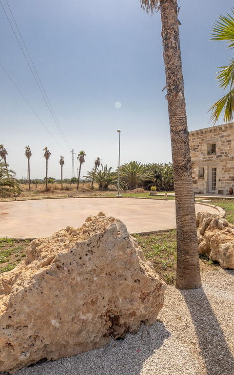 Villa Turris: Garten, Haupteingang