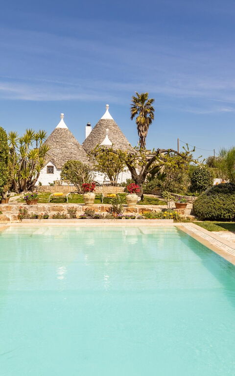 Trullo Patricia Pool: Draussen, Garten, Schwimmbad