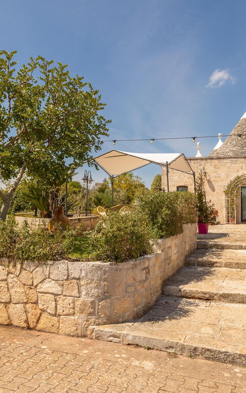 Trullo Patricia Pool: Außen, Haupteingang
