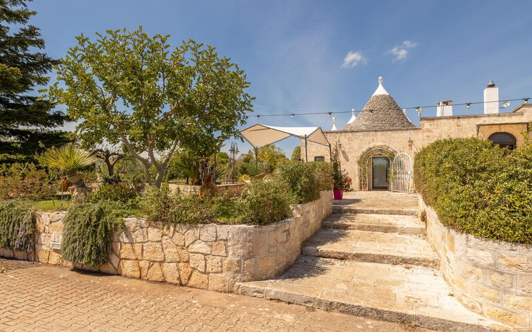 Trullo Patricia Pool: Außen, Haupteingang