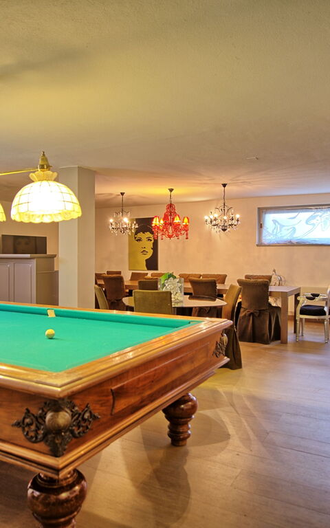 Casa White: Wohnzimmer