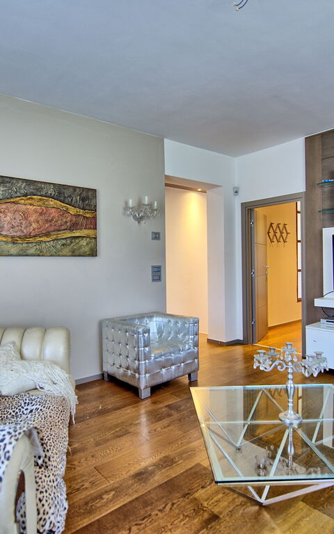 Casa White: Wohnzimmer