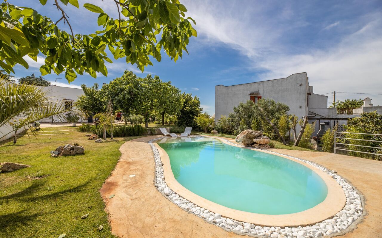 Villa Natura: Außen, Garten, Schwimmbad