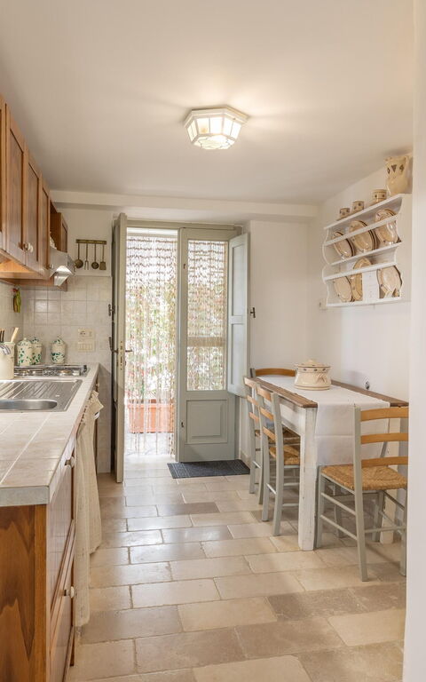 Tenuta Minnea: Esszimmer, Haupteingang, Küche