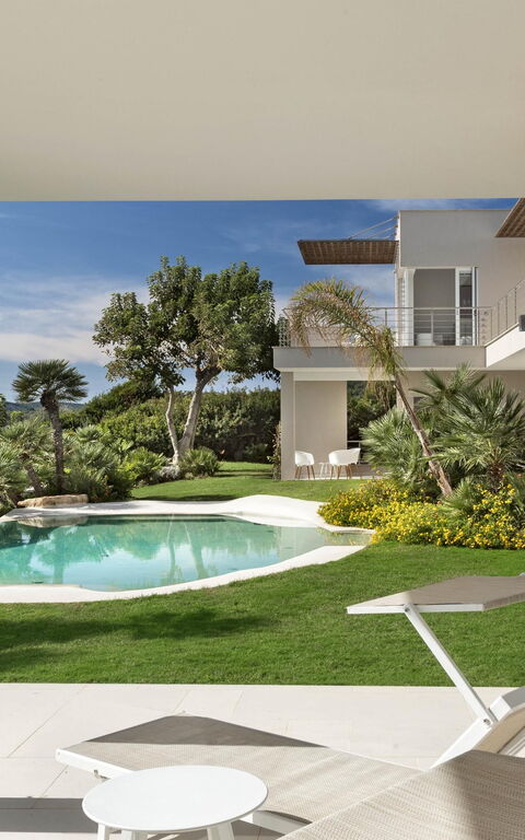 Villa Vera: Ansichten, Balkon / Terrasse / Patio, Draussen, Garten, Schwimmbad