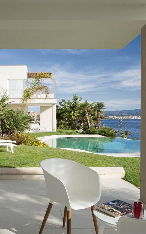 Villa Vera: Ansichten, Balkon / Terrasse / Patio, Draussen, Garten, Schwimmbad