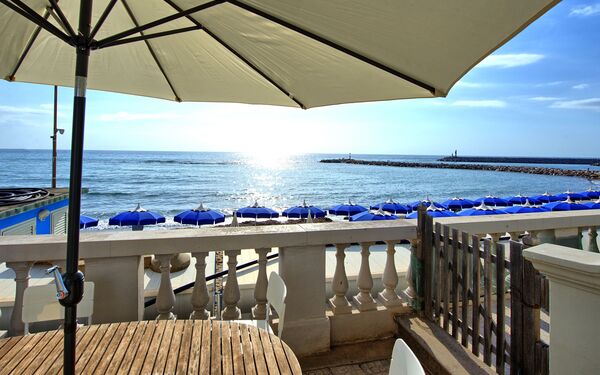 Casa Riva: Balkon / Terrasse / Patio, Draussen